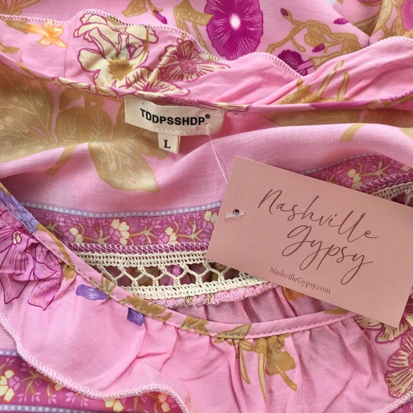 NWT Pastel Pink Floral Ruffle Short Sleeve Blouse - Picture 3 of 11